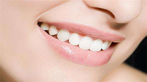 牙齒美白價格大概多少左右？應該怎么做？