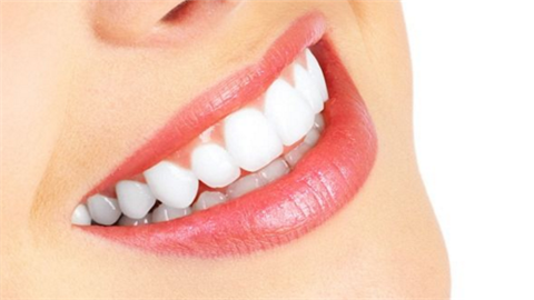 牙齒拋光會損害牙齒嗎？大概需要多少錢？